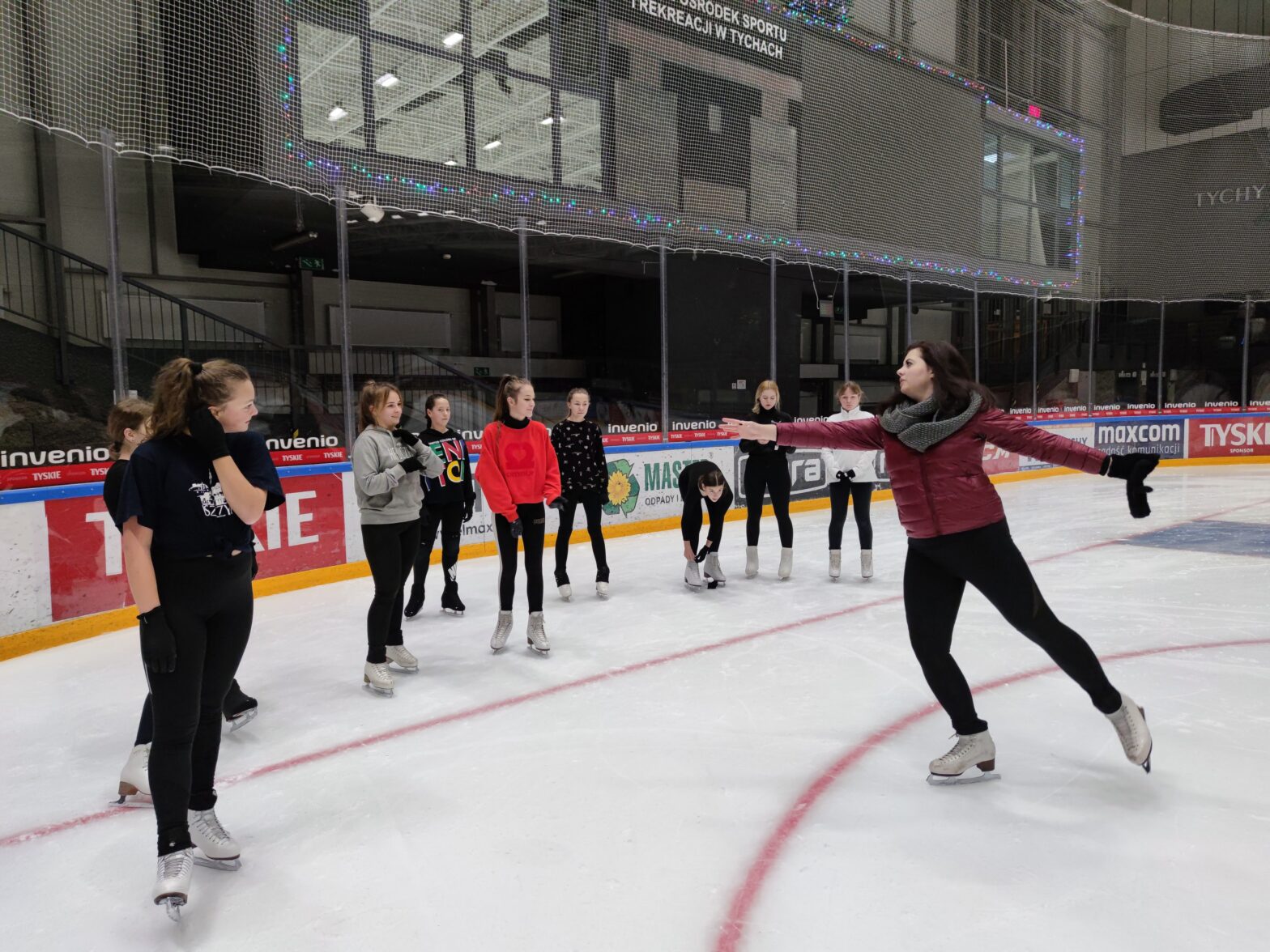 p. Kasia prowadząca zajęcia Pionierek Grupa Pokazowa